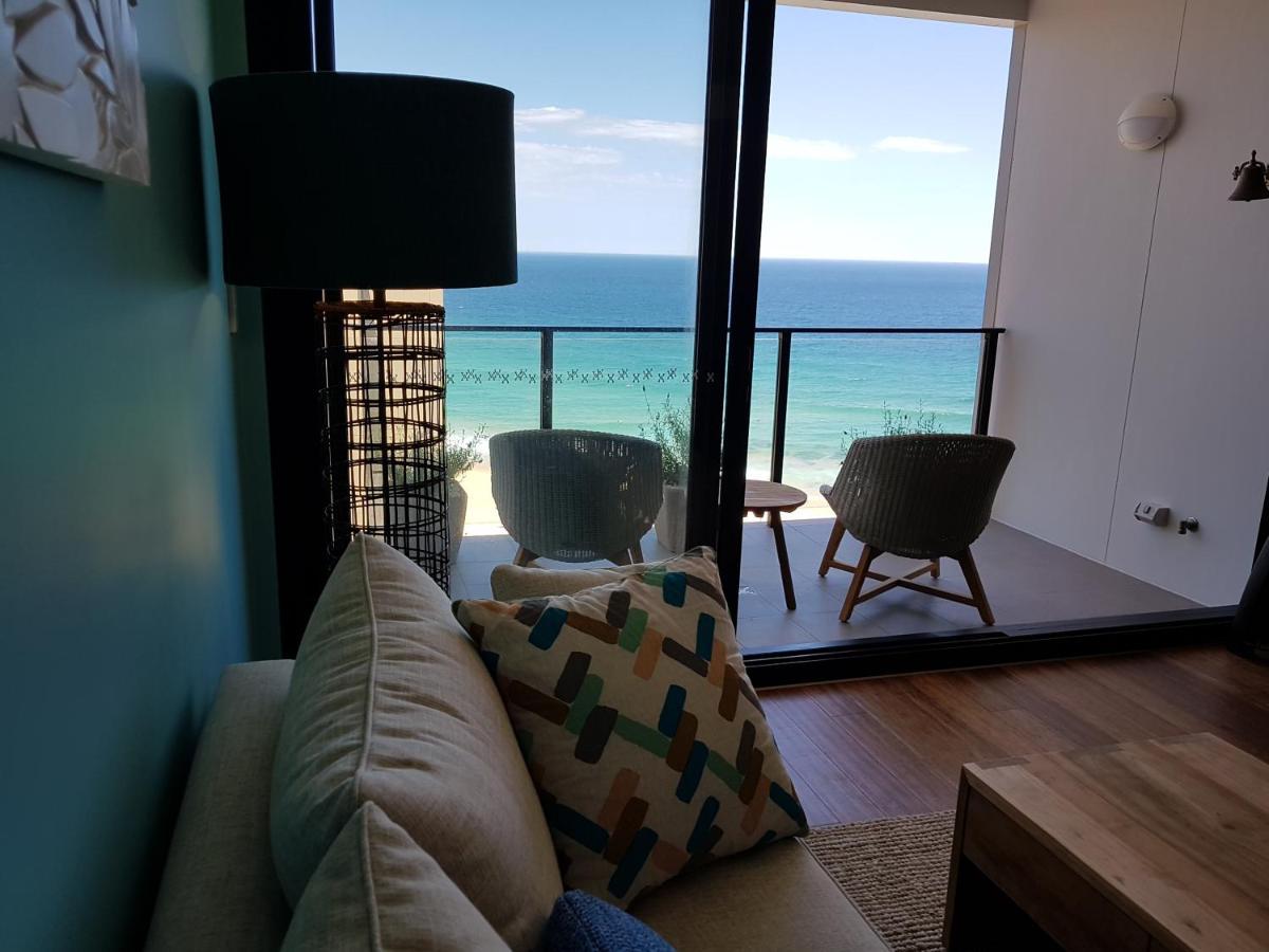 Arena Luxury Beachfront Apartment Newcastle Eksteriør billede
