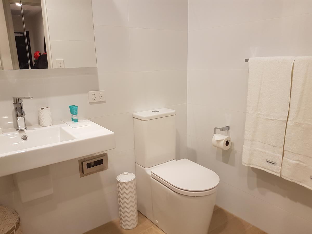 Arena Luxury Beachfront Apartment Newcastle Eksteriør billede